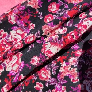 Floral maternity dress NWT